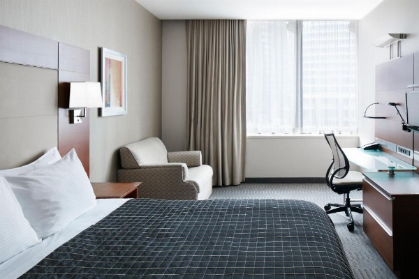 River Hotel image 17