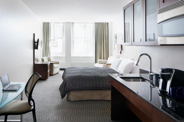 River Hotel image 20