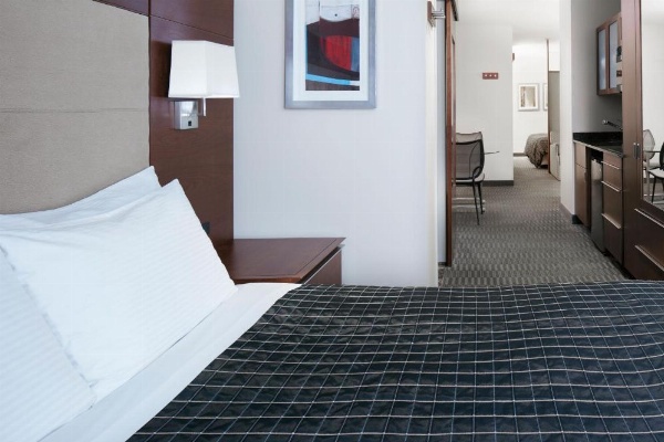 River Hotel image 39