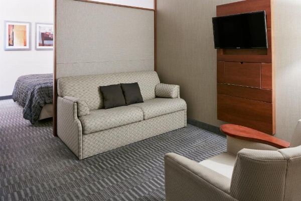 River Hotel image 42